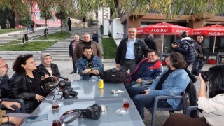 Alan, sahilde vatandaşlarla buluştu