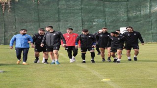 Altay, deplasmanda zor kaybediyor