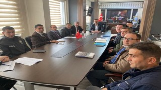 Altıntaşta karla mücadele ve kış tedbirleri masaya yatırıldı