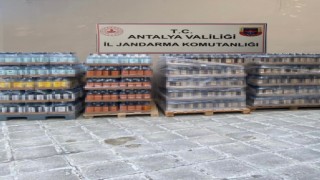 Antalyada otelde 2 bin 265 şişe kaçak içki ele geçirildi