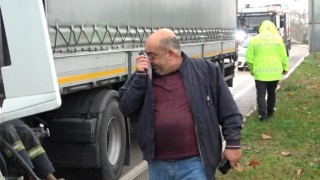 Antalyada seyir halindeki tır, yanmaktan son anda kurtuldu