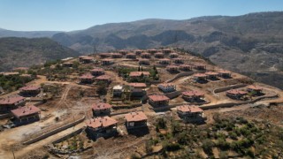 Antalyada yangından etkilenen vatandaşlar için yapılan 297 konutun kuraları yarın çekiliyor