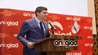 ANTGİADda Yeni dünya, yeni tüketici, yeni şirket konuşuldu