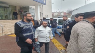 Aranan şahıslara operasyon: 22 gözaltı