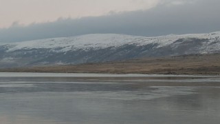 Ardahanda Aktaş Gölü kısmen dondu