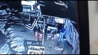 Aşkla işi karıştıran hırsız sevgililere JASAT şoku