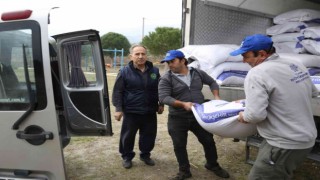 Aydın Büyükşehir Belediyesinden küçük aile işletmelerine yem desteği