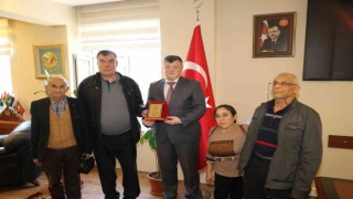 Aydın Engelliler Spor Kulübü Derneğinden teşekkür plaketi