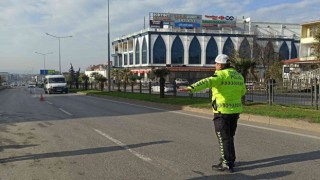Bafrada kış lastiği denetimi