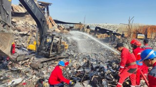 Bağdatta enkaz kaldırma çalışması sırasında patlama: 2 yaralı