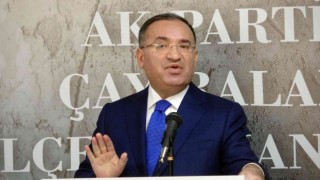 Bakan Bozdağ: “Yunanistanı, Amerikası, İsraili gördü ama 6lı masa yok, görmüyor”