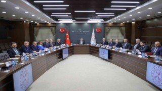 Bakan Nebati, İstanbul Sanayi Odası ile bir araya geldi