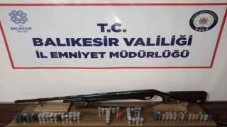 Balıkesirde 37 aranan şahıstan 20si tutuklandı