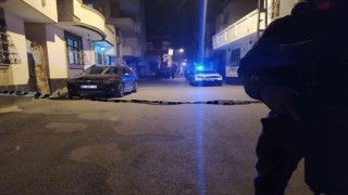 Barışmak için gittiler, sokakta silahlı saldırıya uğradılar: 3 yaralı