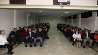 Başkan Akkaya öğrencileri İndirim Kart konusunda bilgilendirdi