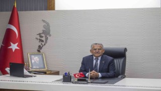 Başkan Büyükkılıç: “Kayseri 103 yıldır aynı yerde, aynı kararlılıkla vatanına ve cumhuriyetine sahip çıkıyor”