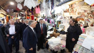 Başkan Büyükkılıç, tarihi kapalı çarşı ve kazancılar çarşısı esnafını ziyaret etti