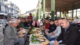 Başkan Hülya Erdem, pazarcı esnafının sofrasına konuk oldu