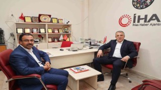 Başkan Savrandan İHAya ziyaret