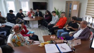 Başkan Uzundemir Üniversite gençliği ile bir araya geldi