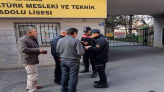 Başkentte polisten okul çevrelerinde sıkı denetim