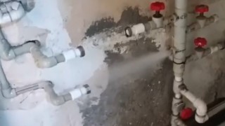 Batmanda hırsızlar pes dedirtti, apartmanın su sayaçları çalındı