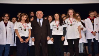 BAÜN Veteriner öğrencileri beyaz önlük giydi