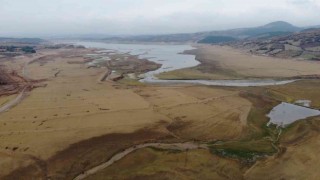 Bayramiç Barajı kuruma noktasına geldi