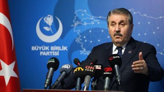 BBP Genel Başkanı Mustafa Destici: “Altılı Masanın içerisinde bir de ikili masa var”