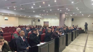 Belediye meclisi toplandı, öğrencilere su indirimi
