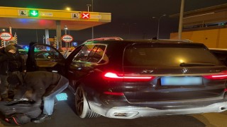 Berlinde çalınan Çin Büyükelçiliğine ait araç Polonyada ele geçirildi