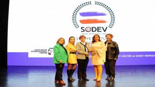 Beyaz Baretli Kadınlar Projesi Balçovaya ödül getirdi