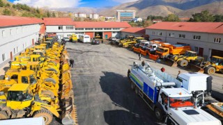 Bitlis Belediyesi 55 araç 80 personelle kışa hazır