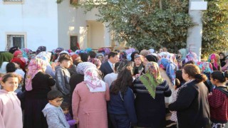 Bodrum Belediyesi, çocuklara yeni yıl sevinci yaşattı