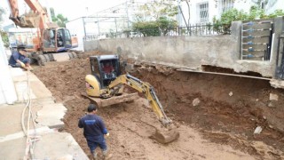 Bodrumda vatandaşları selden kurtaracak çalışmalar aralıksız sürüyor