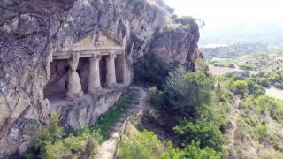 Boyabat bazalt kayalıkları turizme kazandırılacak