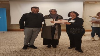 Bu okulda aile olmanın kuralları anlatılıyor