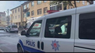 Bunalımda olan şahıs banyoda kendini astı