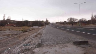 Bünyanda Yaya Yolu Çalışmaları Devam Ediyor
