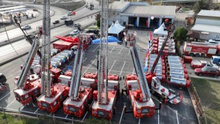 Bursa itfaiyesi yeni araçlarla güçleniyor