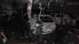 Bursada araç bayisinde korkutan yangın: Sıfır araçlar kül oldu