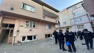 Bursada patlama sonucu sokak savaş alanına döndü