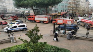 Bursada seyir halindeki motosiklet alev topuna döndü