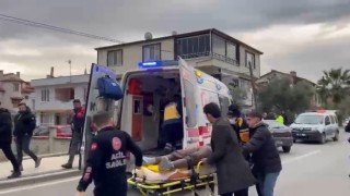 Bursanın İznik ilçesinde otomobil ile motosiklet çarpıştı