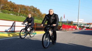 Büyükşehir her yerde bisikleti anlatıyor: Pedal çevir mutlu ol