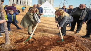 Büyükşehir, ODTÜ mezunları derneği iş birliğinde 5 bin metrekarelik alanı ağaçlandırdı