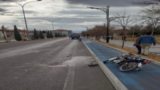 Çalıntı motosikletle kaza yaptılar