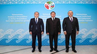 Çavuşoğlu, Türkiye-Azerbaycan-Türkmenistan Üçlü Dışişleri Bakanları Toplantısına katıldı