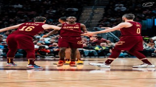 Cedili Cleveland, geriden gelip kazandı