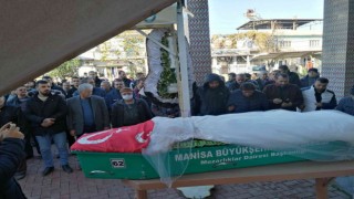Cinayete kurban giden Tuğba gelinlikle uğurlandı